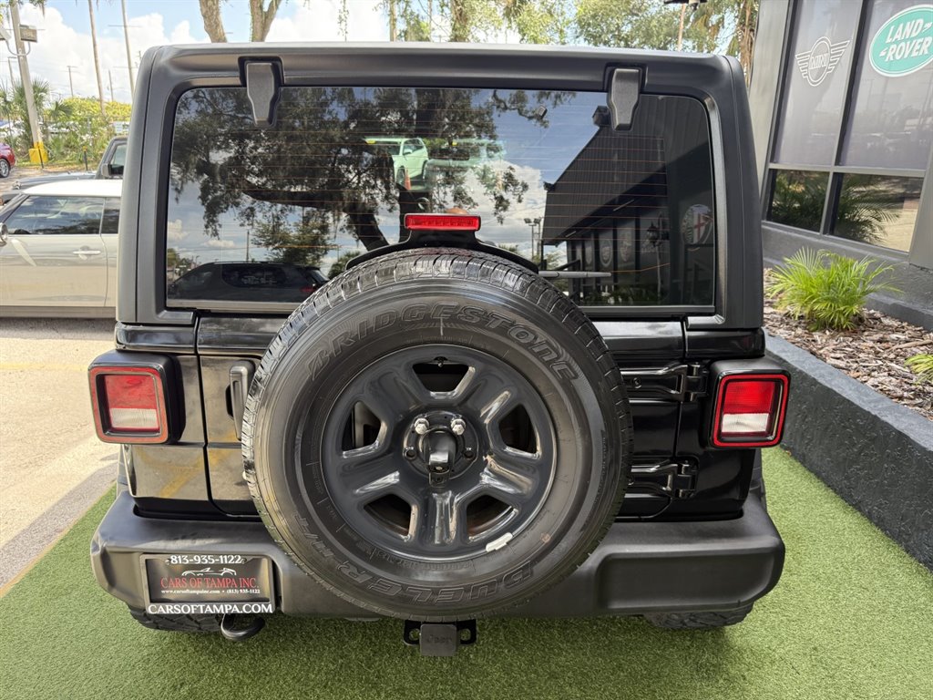 2018 Jeep Wrangler - $21,995