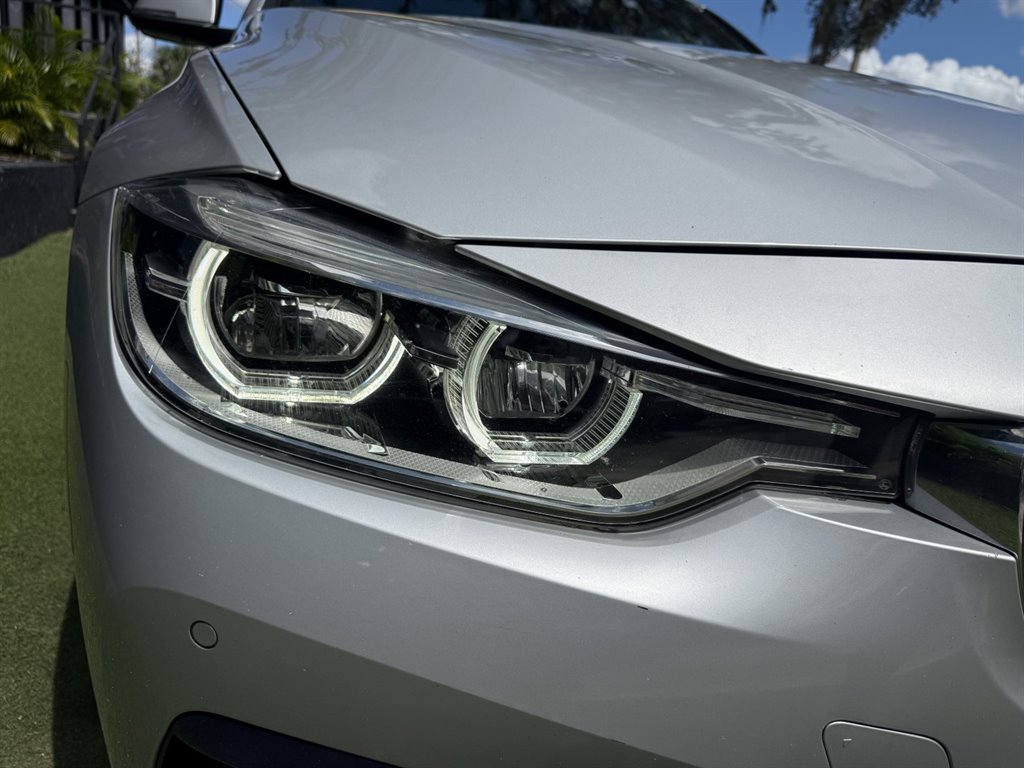 2017 BMW 330i - $15,995
