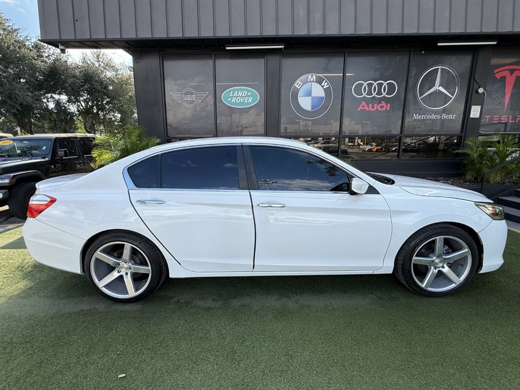 2013 Honda Accord - $10,995