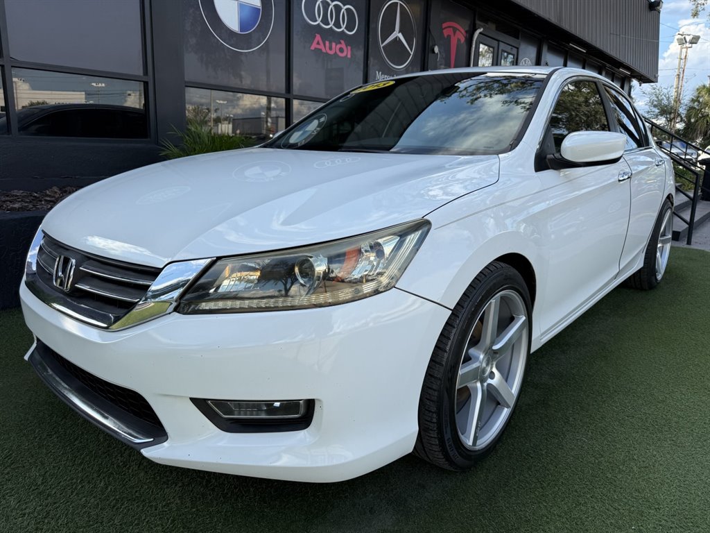 2013 Honda Accord - $10,995