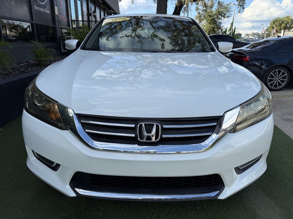 2013 Honda Accord - $10,995