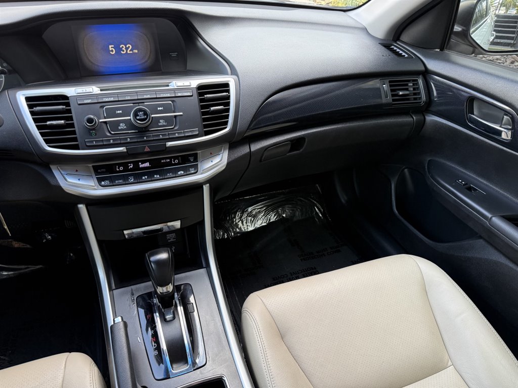 2013 Honda Accord - $10,995