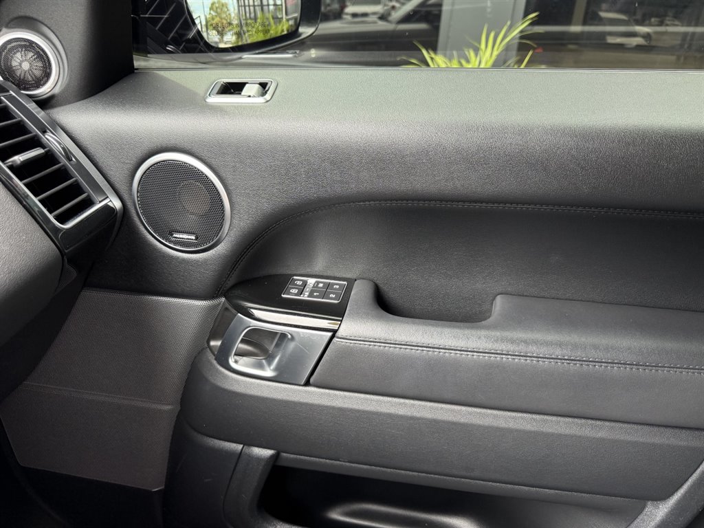 2022 Land Rover Range Rover Sport - $33,995