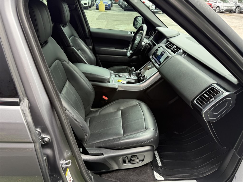 2022 Land Rover Range Rover Sport - $33,995
