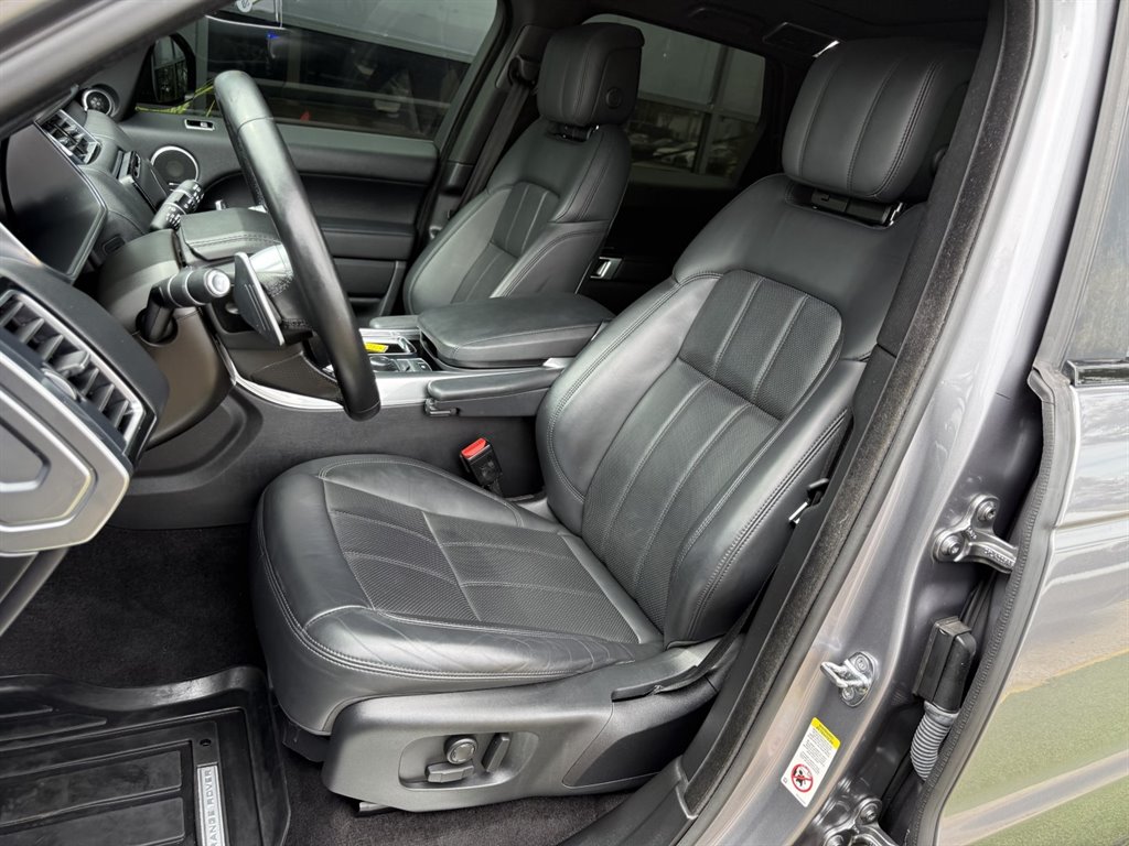 2022 Land Rover Range Rover Sport - $33,995