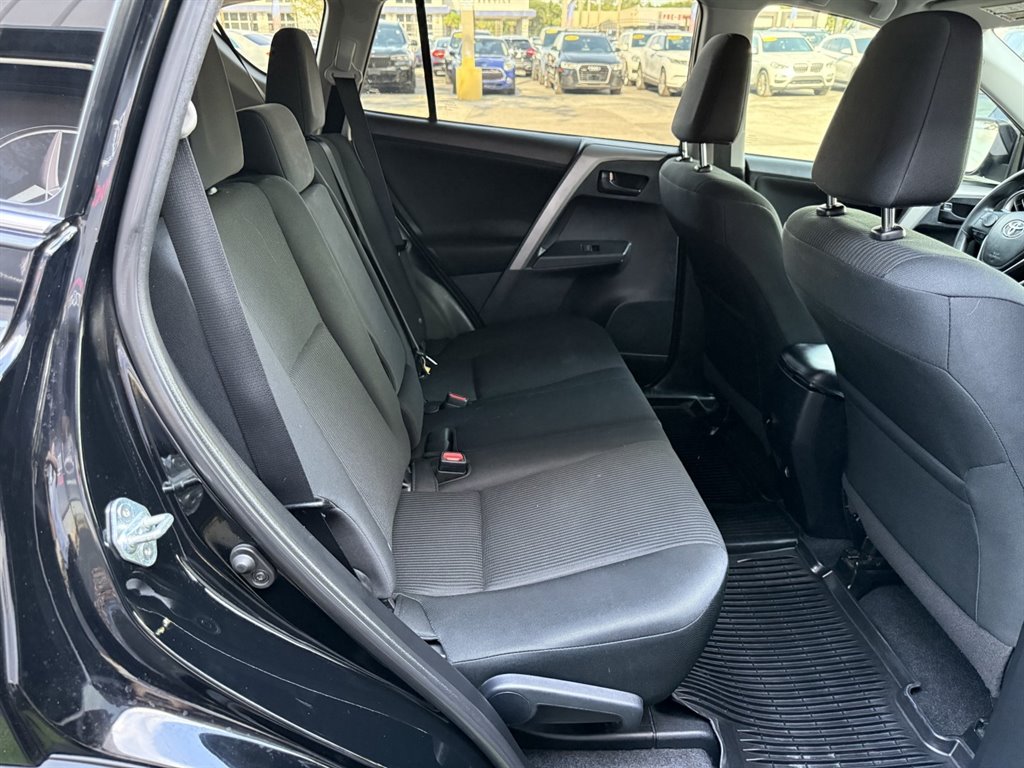 2017 Toyota RAV4 - $19,995