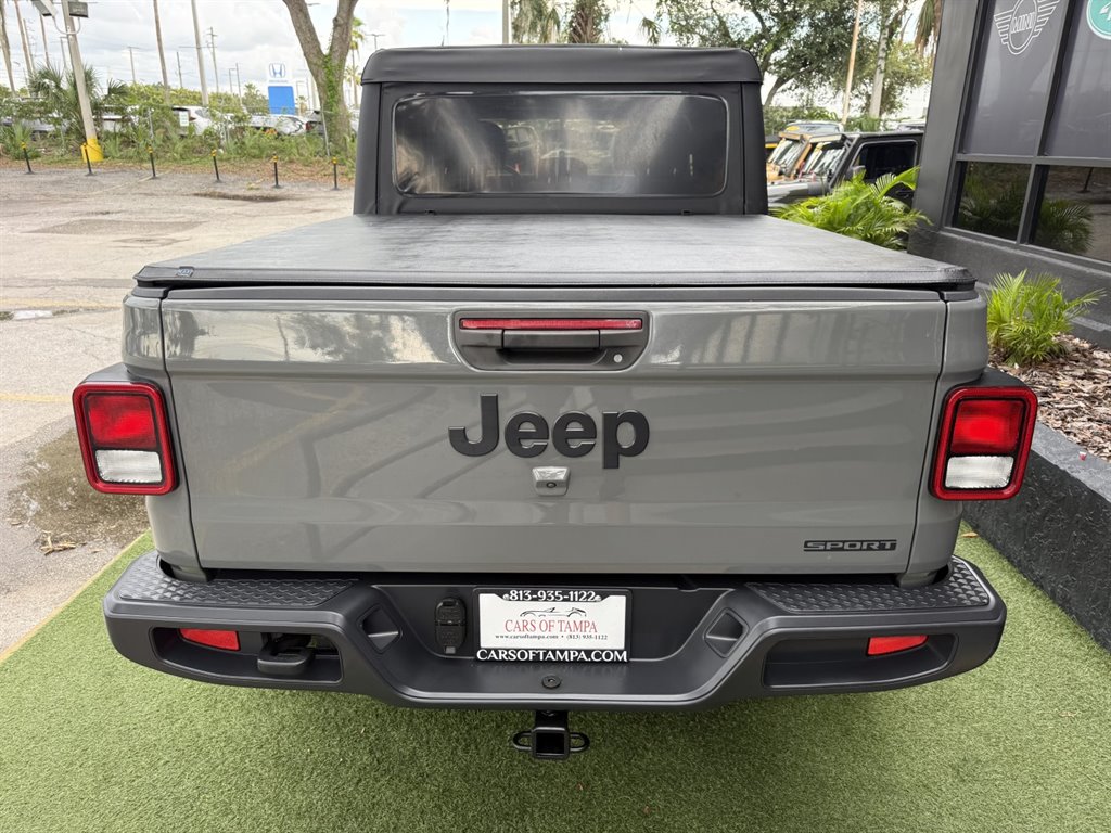 2020 Jeep Gladiator - $25,995