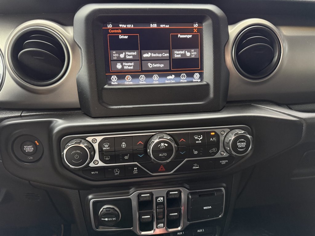 2020 Jeep Gladiator - $25,995