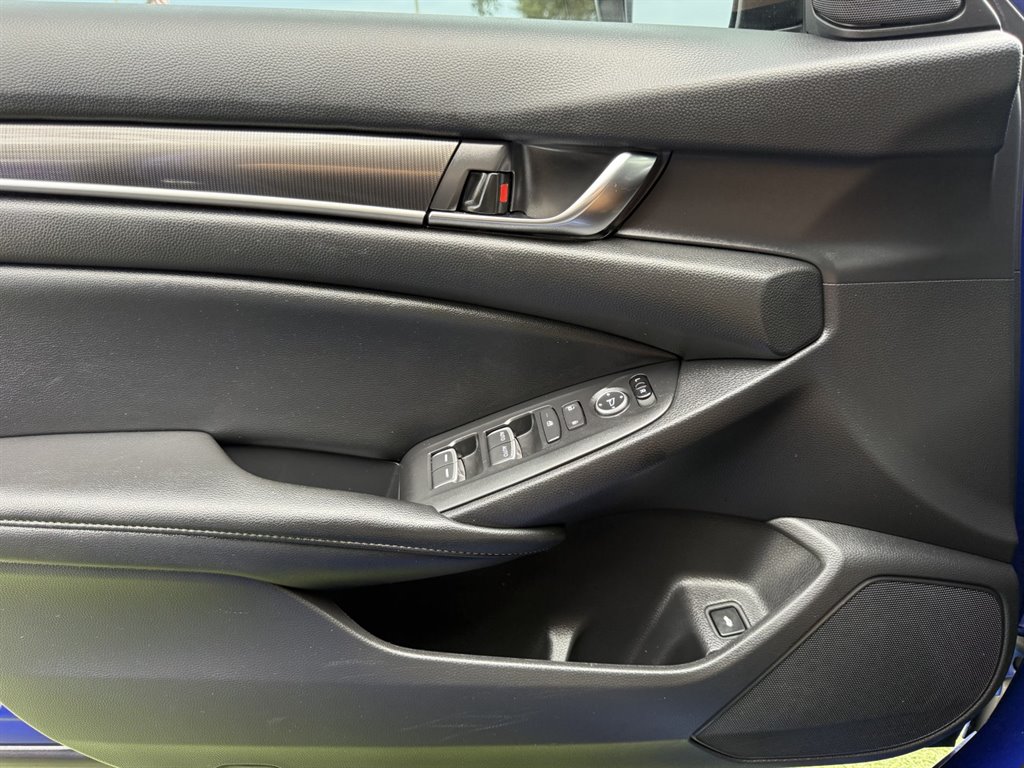 2022 Honda Accord - $23,995