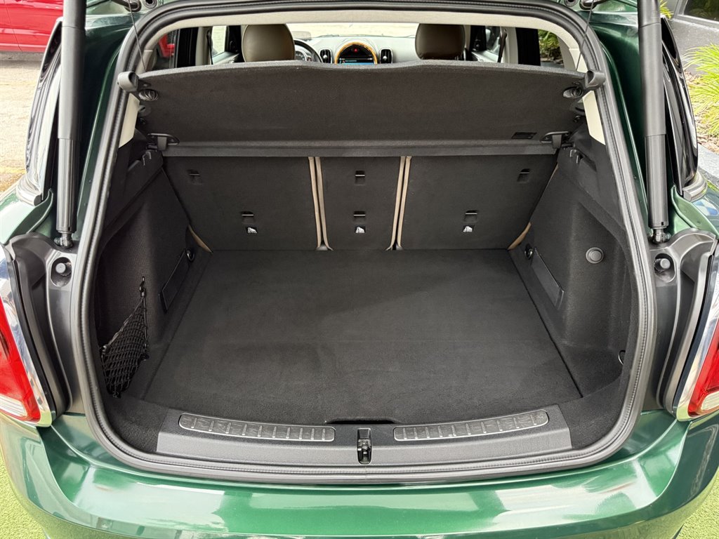 2018 MINI Countryman - $12,995