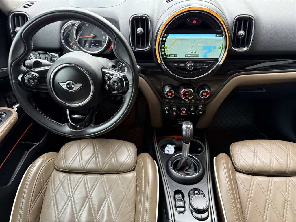 2018 MINI Countryman - $12,995