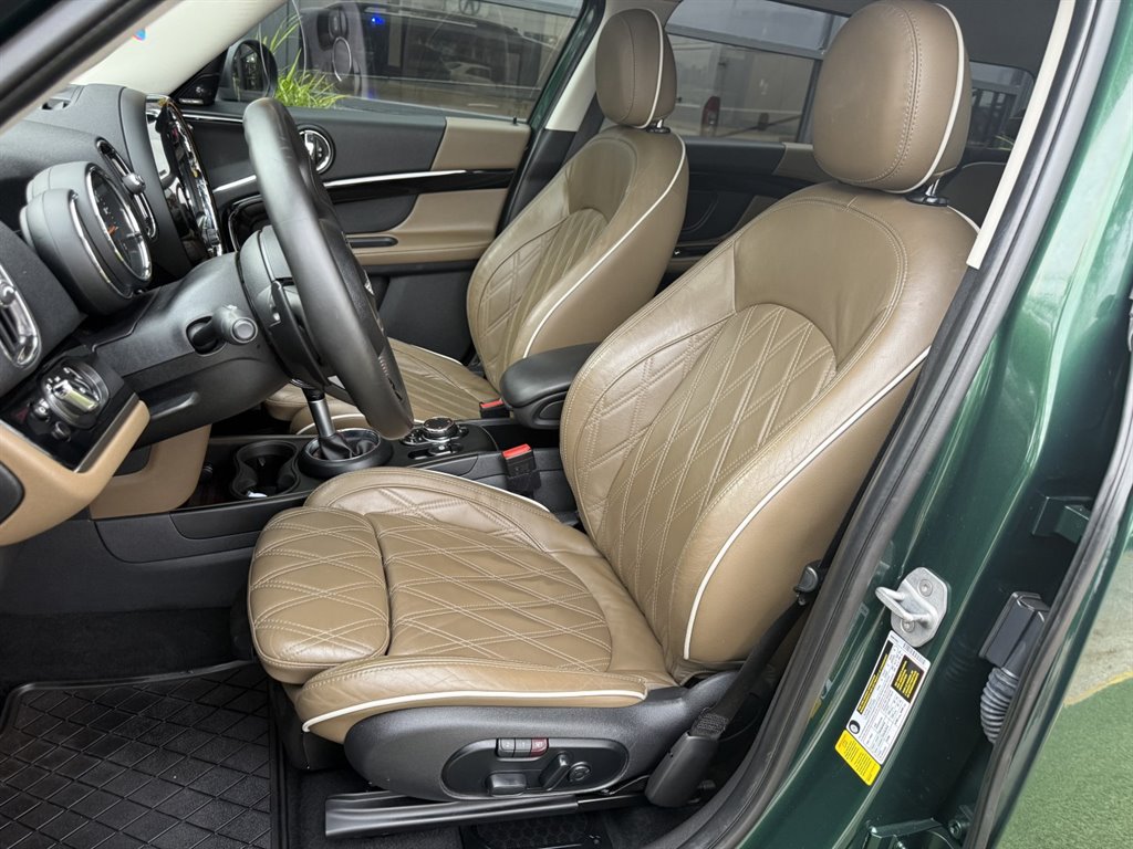 2018 MINI Countryman - $12,995