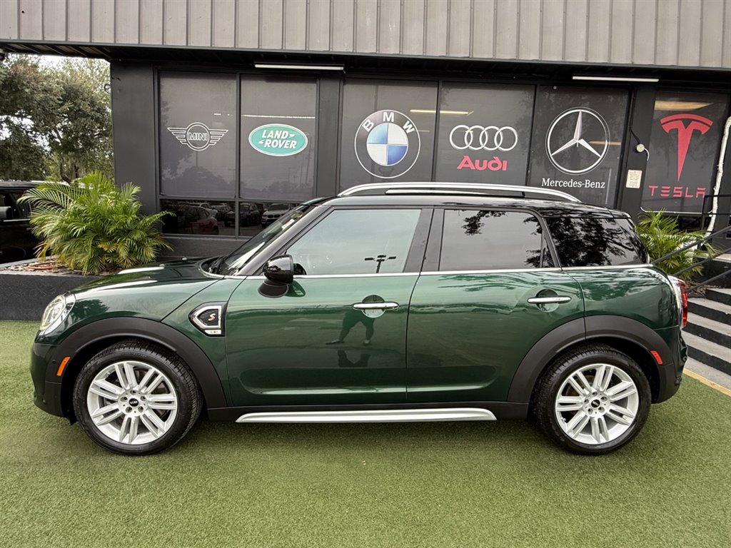 2018 MINI Countryman - $12,995