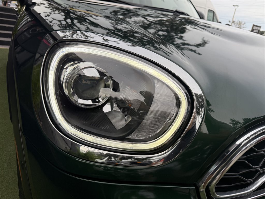 2018 MINI Countryman - $12,995