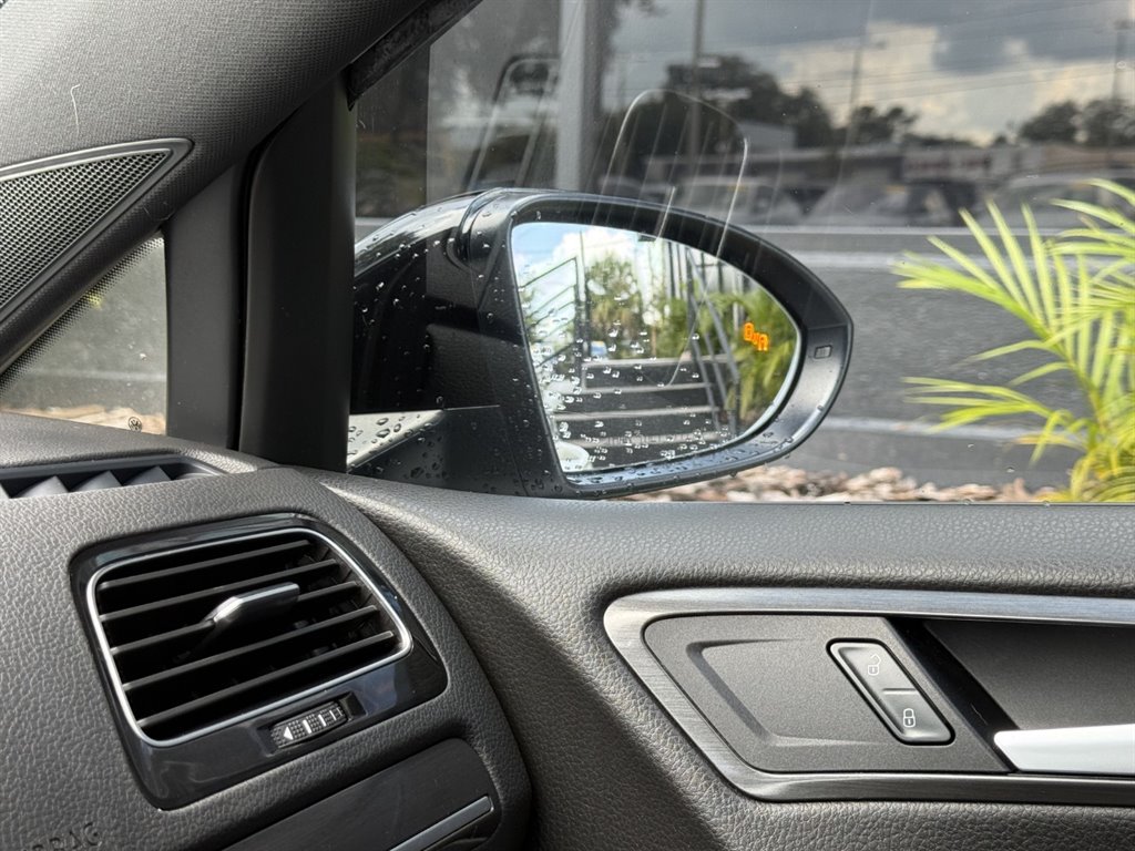 2019 Volkswagen Golf - $19,995