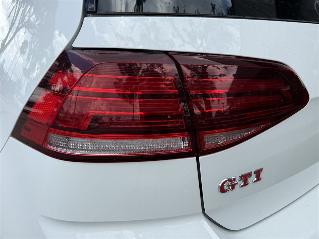 2019 Volkswagen Golf - $19,995