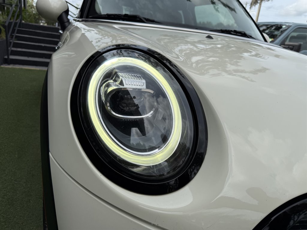 2019 MINI Cooper - $16,995