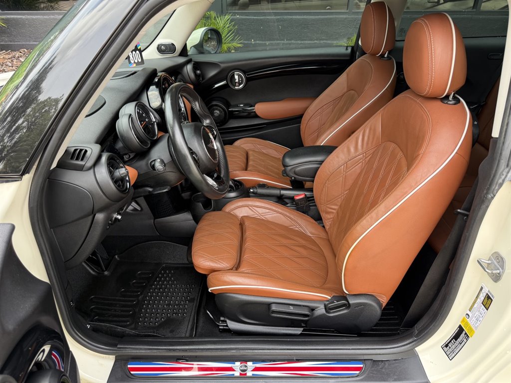 2019 MINI Cooper - $16,995