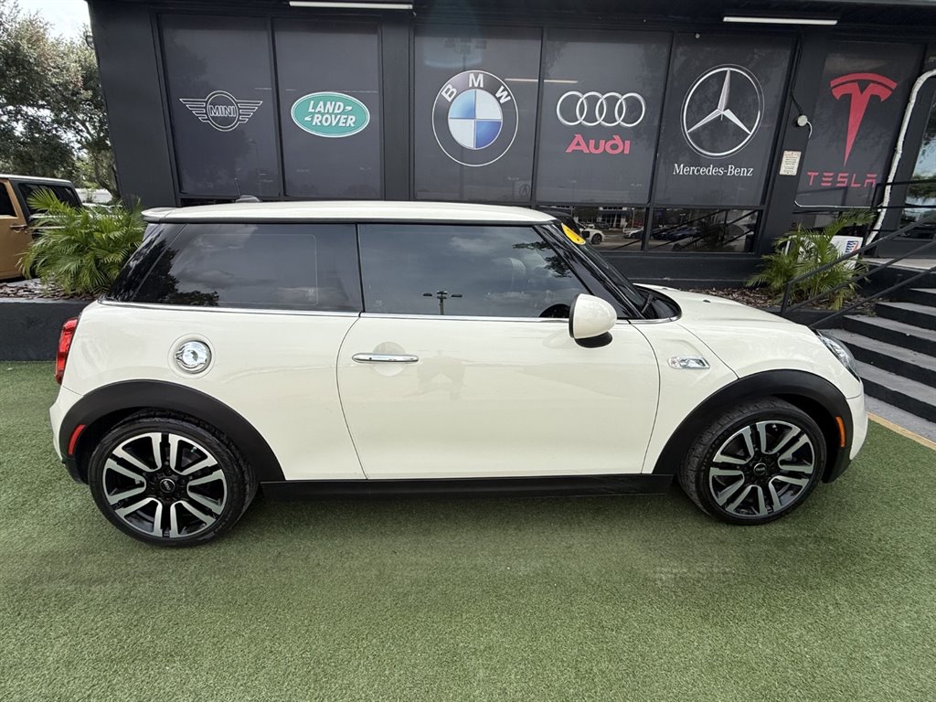 2019 MINI Cooper - $16,995