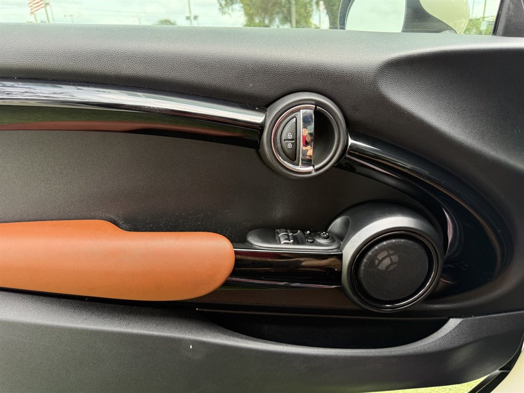 2019 MINI Cooper - $16,995