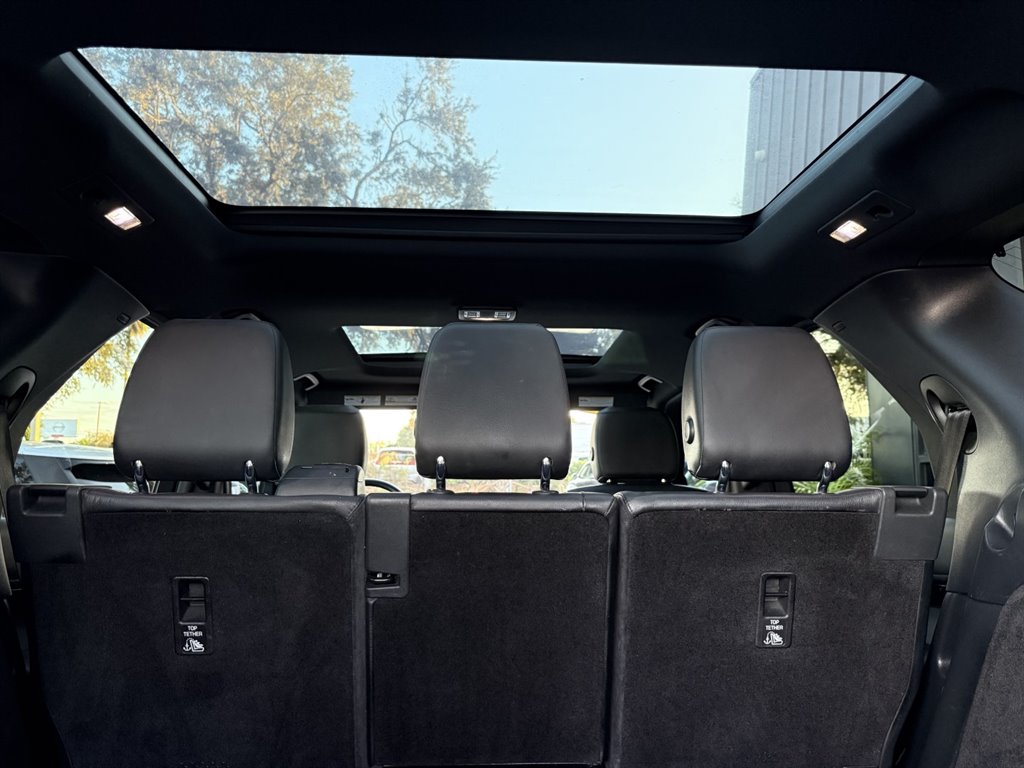 2020 Land Rover Discovery - $14,995