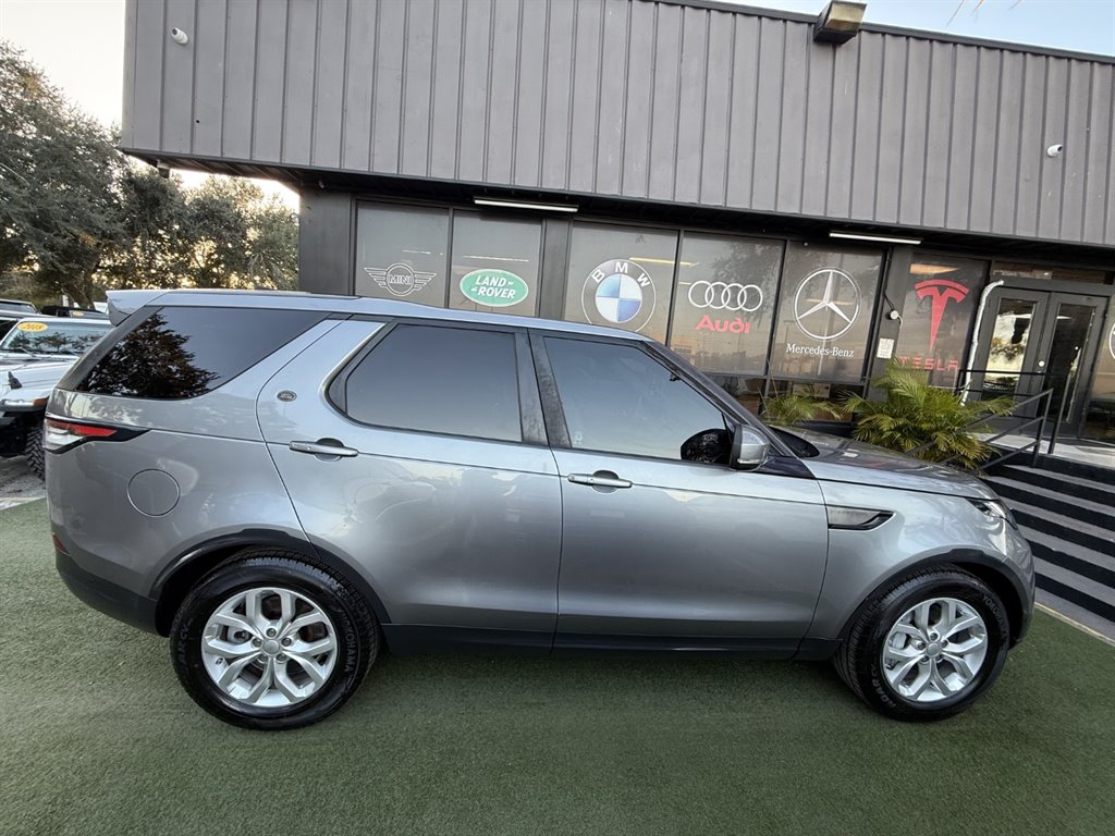 2020 Land Rover Discovery - $14,995