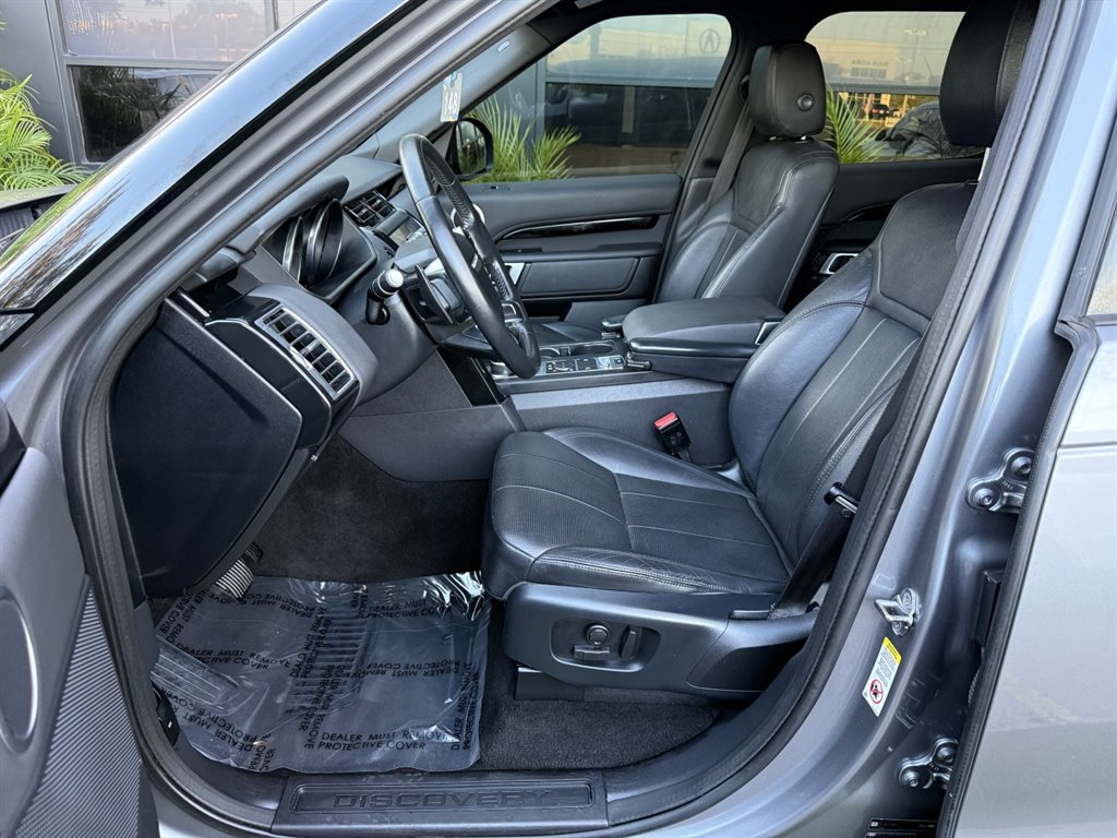 2020 Land Rover Discovery - $14,995