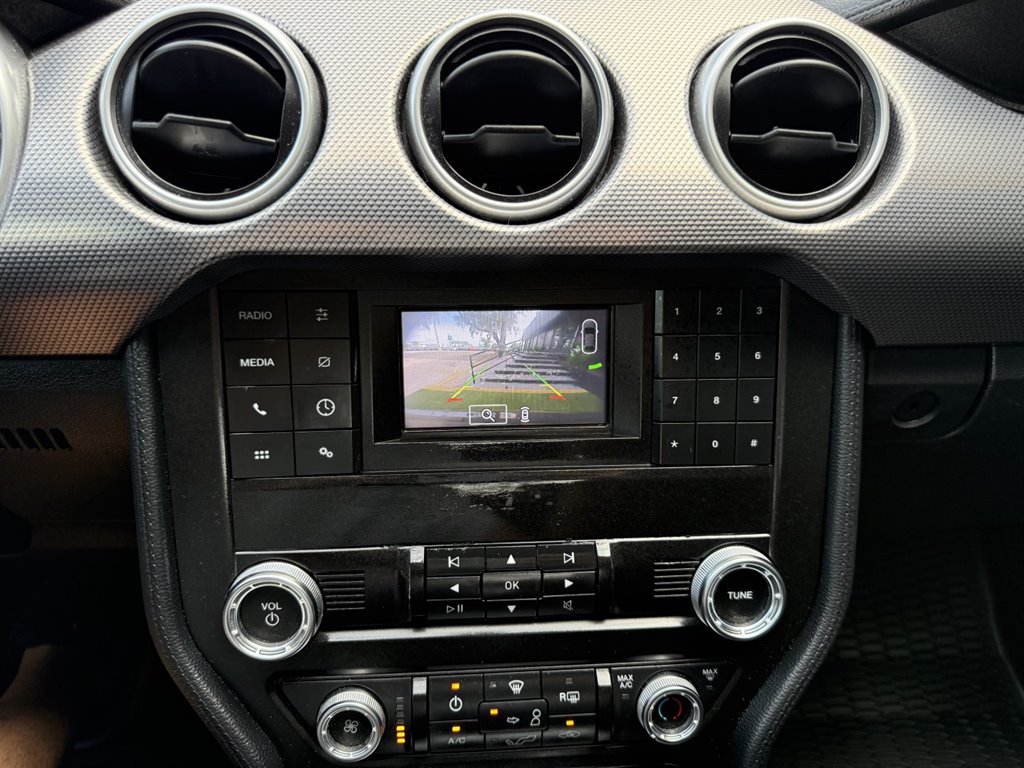2019 Ford Mustang - $32,995