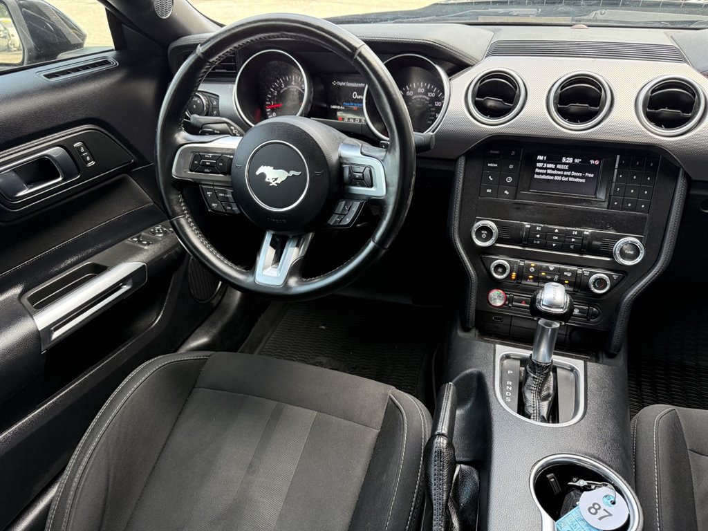 2019 Ford Mustang - $32,995