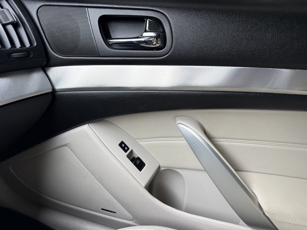 2014 INFINITI Q60 - $15,995