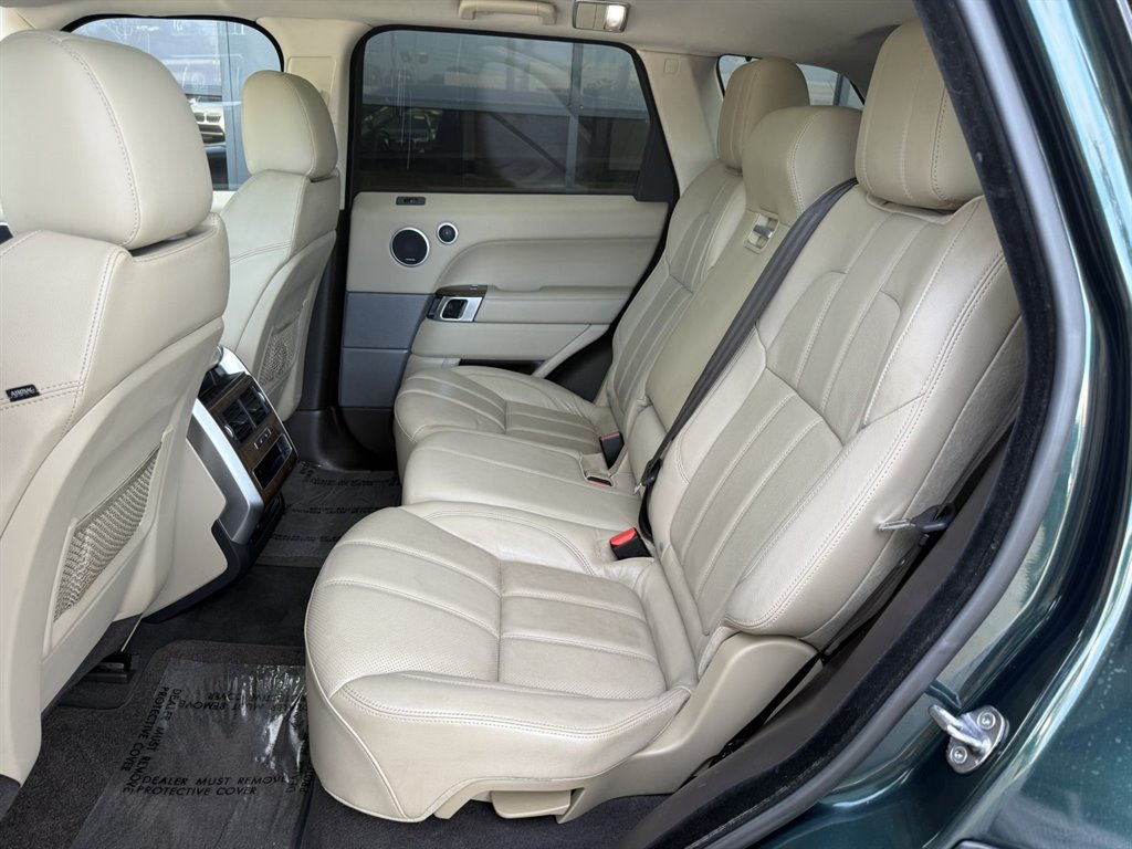 2016 Land Rover Range Rover Sport - $17,995