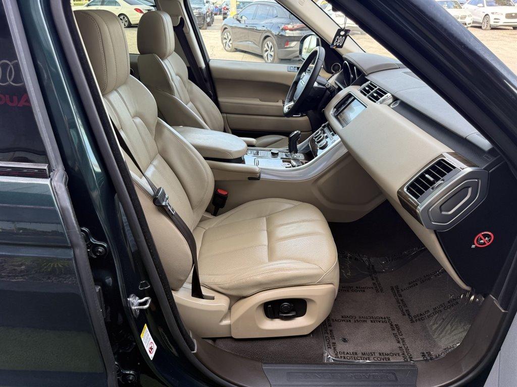 2016 Land Rover Range Rover Sport - $17,995