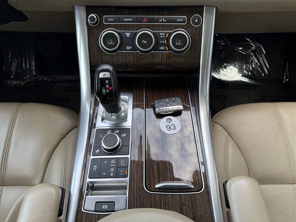2016 Land Rover Range Rover Sport - $17,995