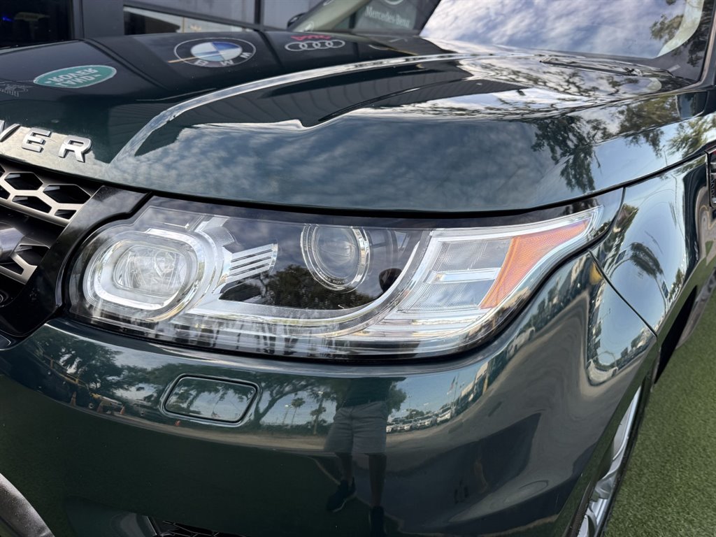 2016 Land Rover Range Rover Sport - $17,995