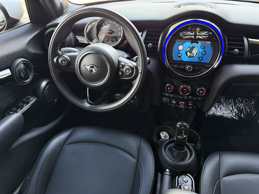 2020 MINI Hardtop - $14,995