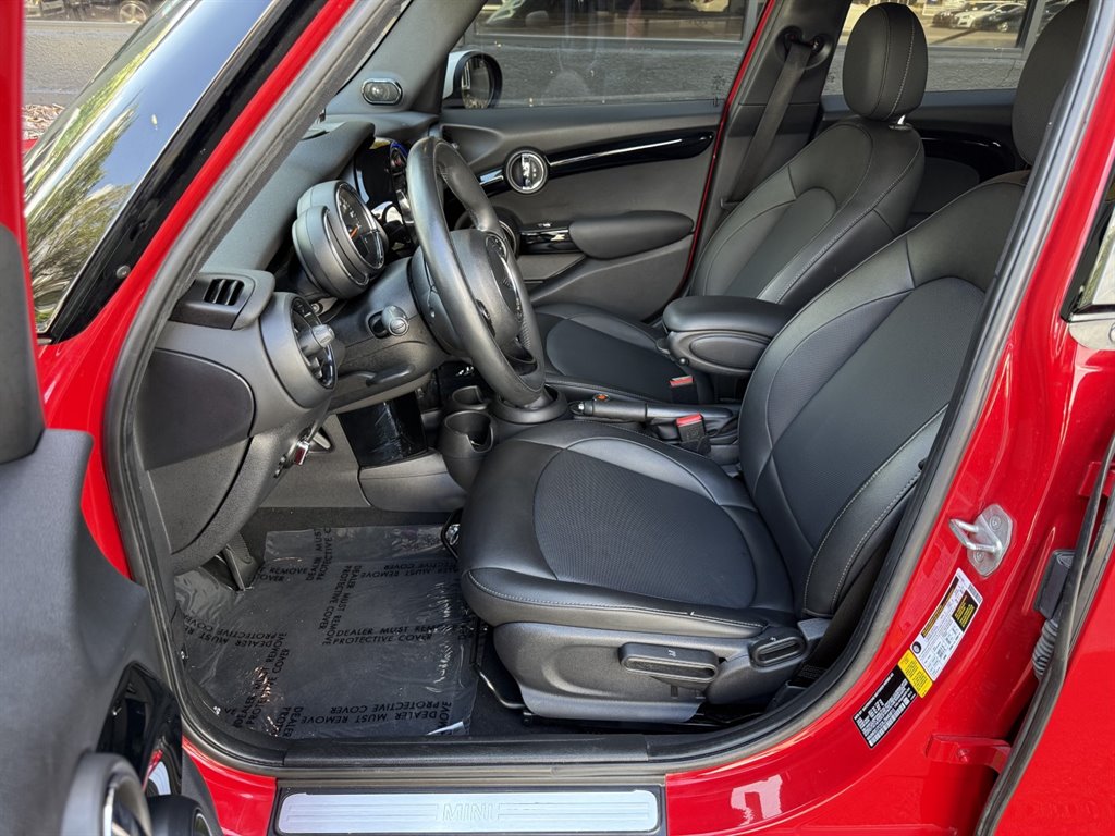 2020 MINI Hardtop - $14,995