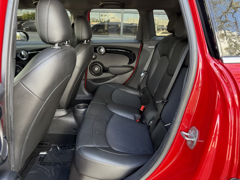 2020 MINI Hardtop - $14,995