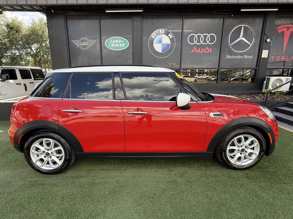 2020 MINI Hardtop - $14,995