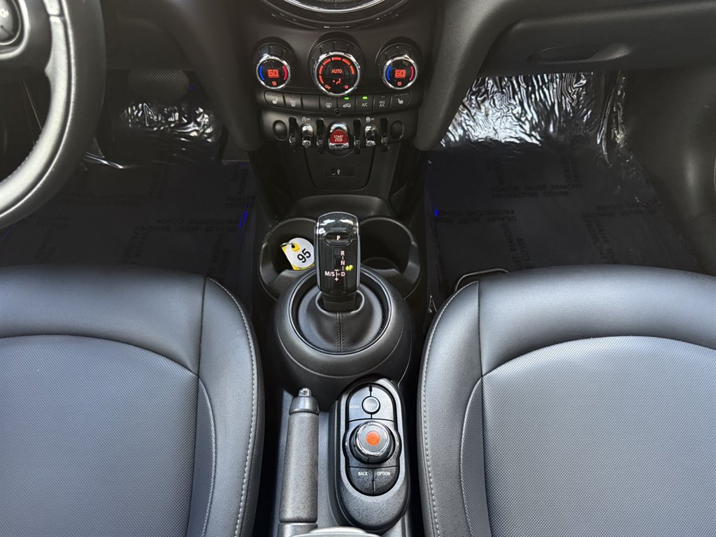 2020 MINI Hardtop - $14,995