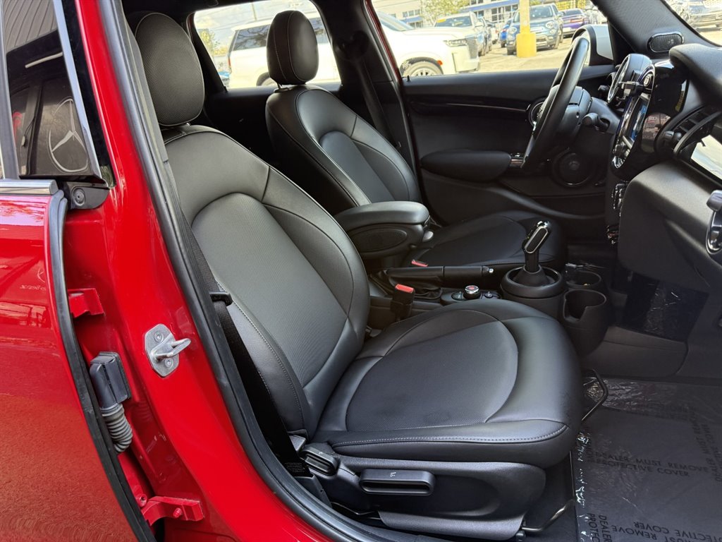 2020 MINI Hardtop - $14,995