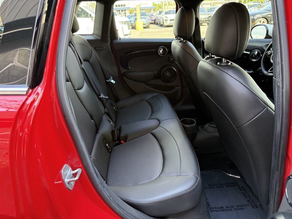 2020 MINI Hardtop - $14,995