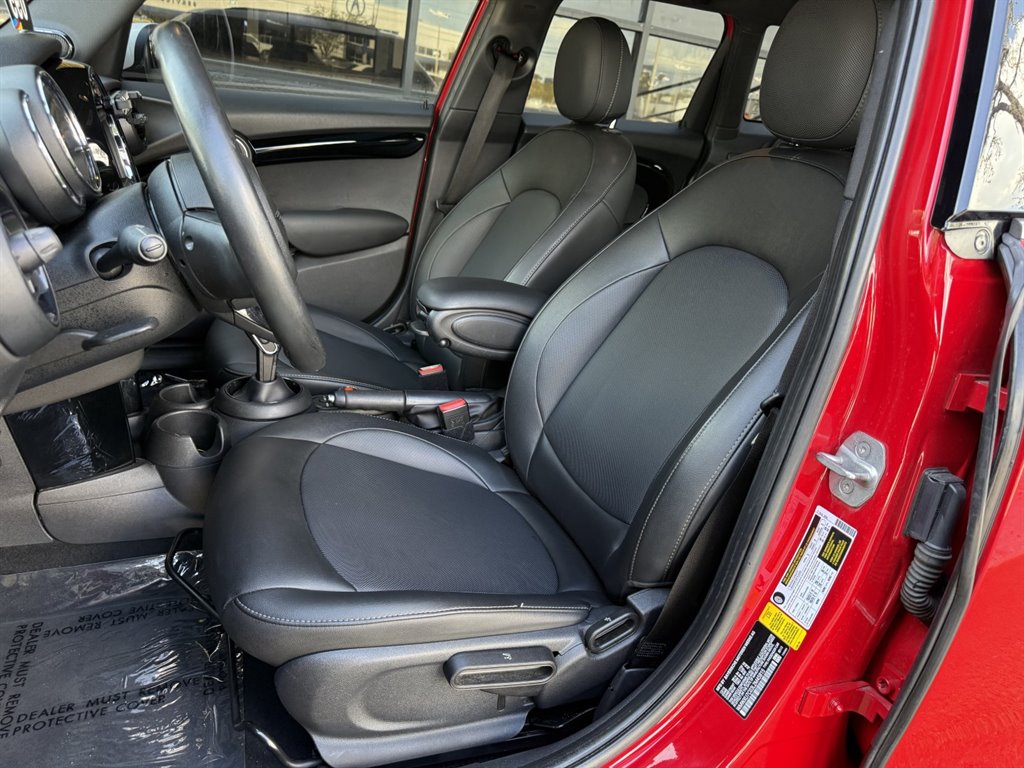 2020 MINI Hardtop - $14,995