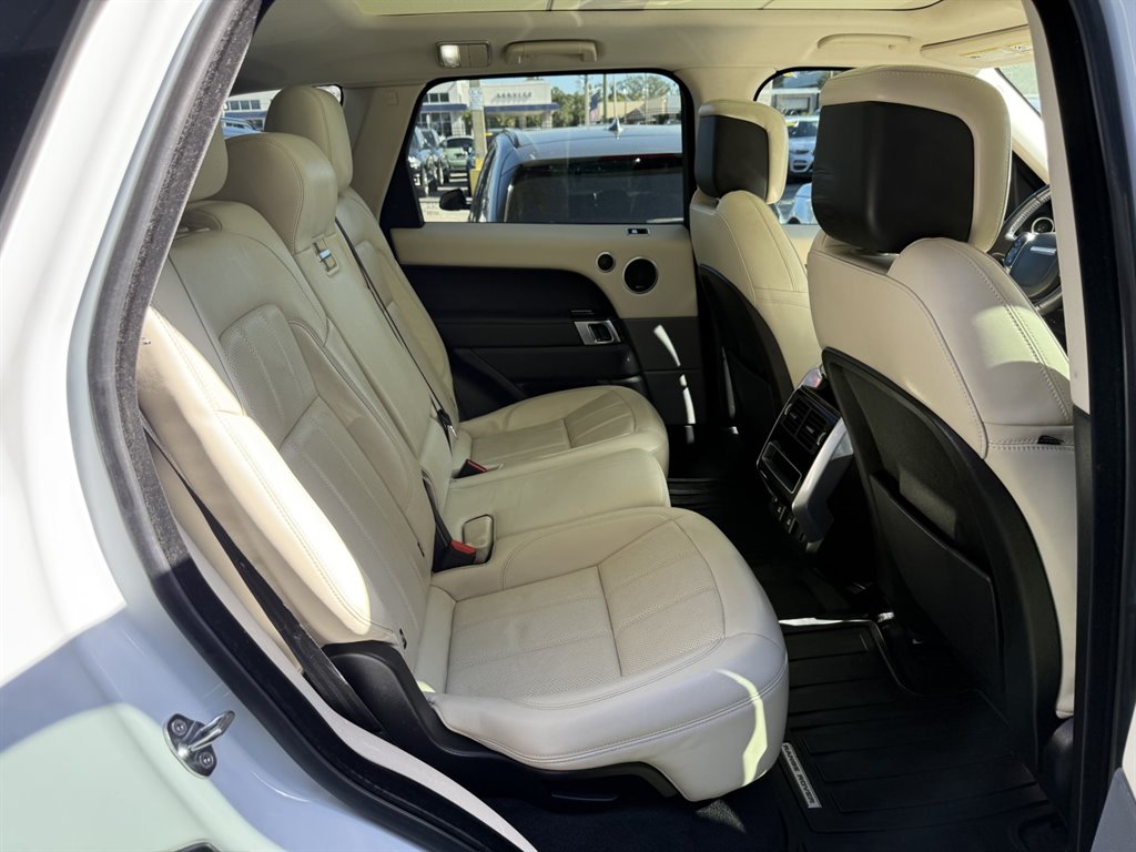 2018 Land Rover Range Rover Sport - $23,995