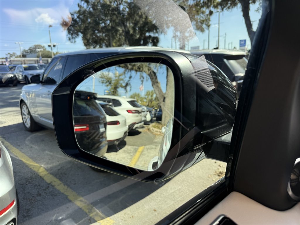 2018 Land Rover Range Rover Sport - $23,995