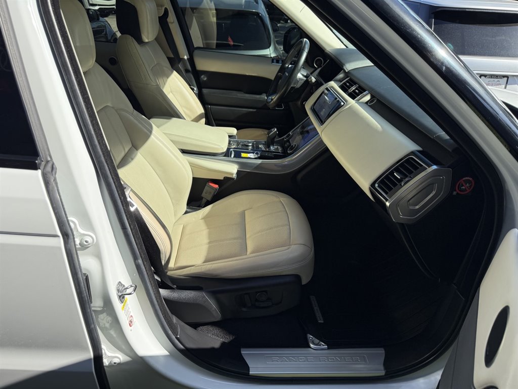 2018 Land Rover Range Rover Sport - $23,995