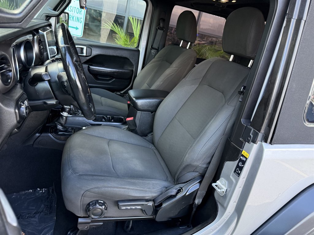 2020 Jeep Wrangler - $23,995