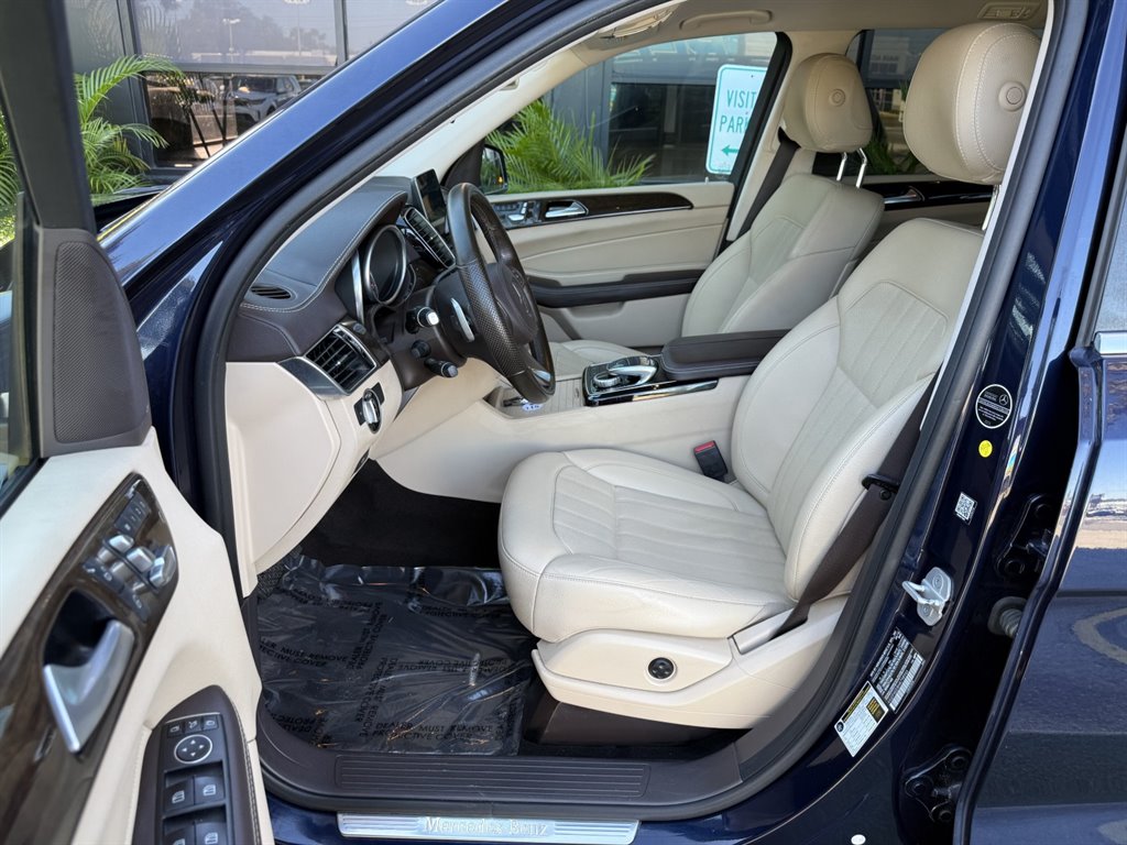 2017 Mercedes-Benz GLS - $23,995