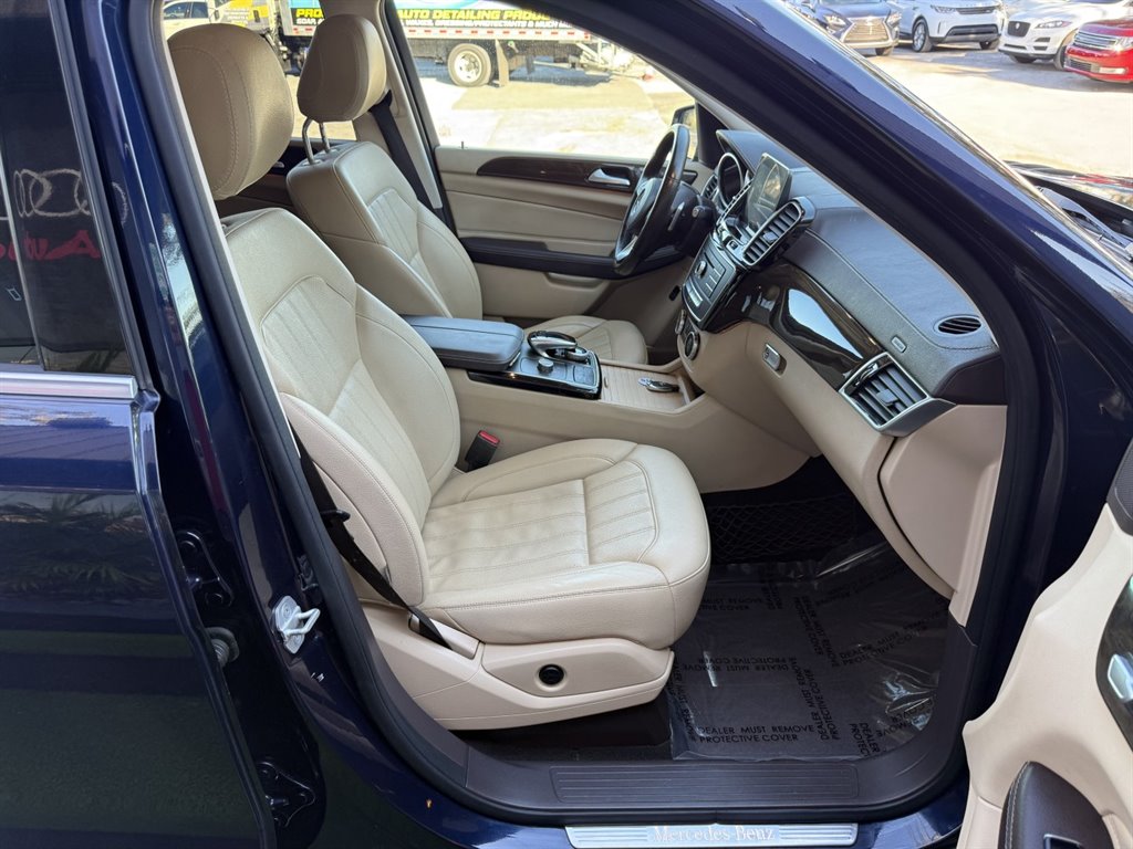 2017 Mercedes-Benz GLS - $23,995