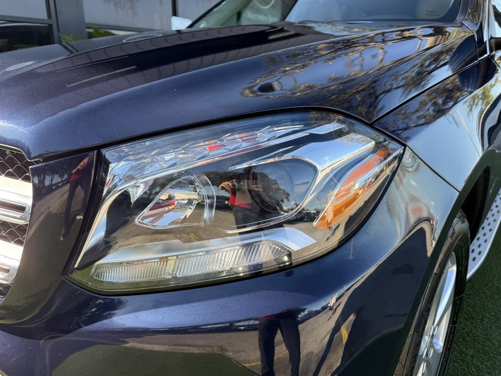 2017 Mercedes-Benz GLS - $23,995