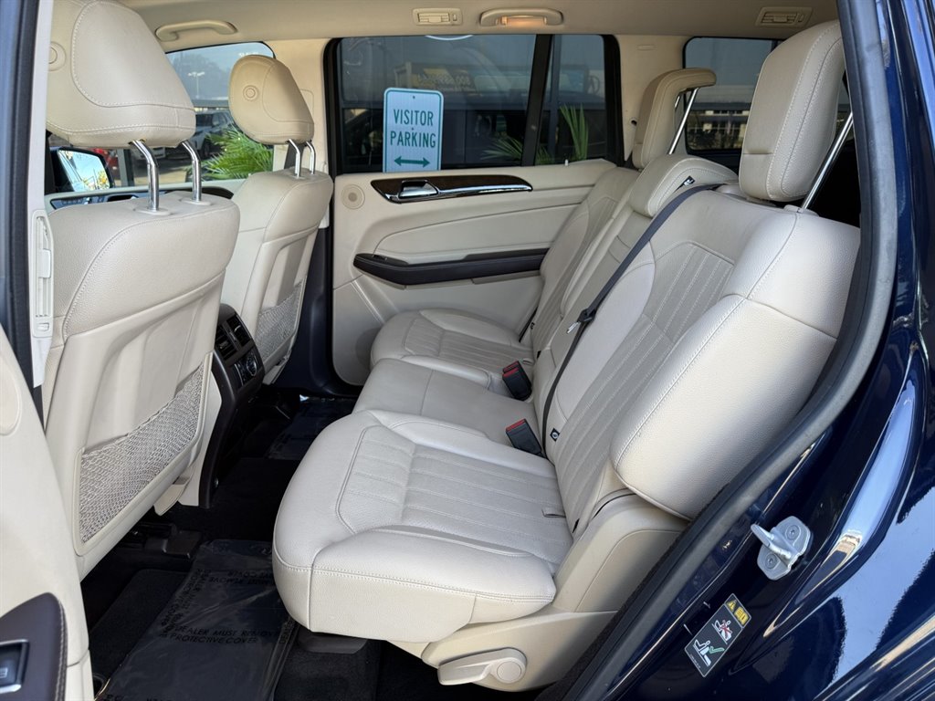 2017 Mercedes-Benz GLS - $23,995